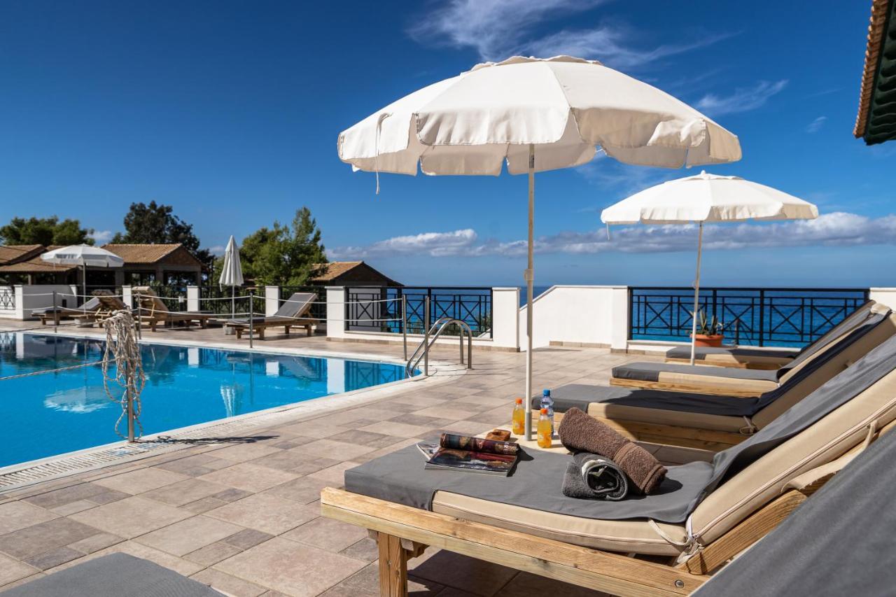 Sunset Premium Studio D Ayios Nikitas Bagian luar foto